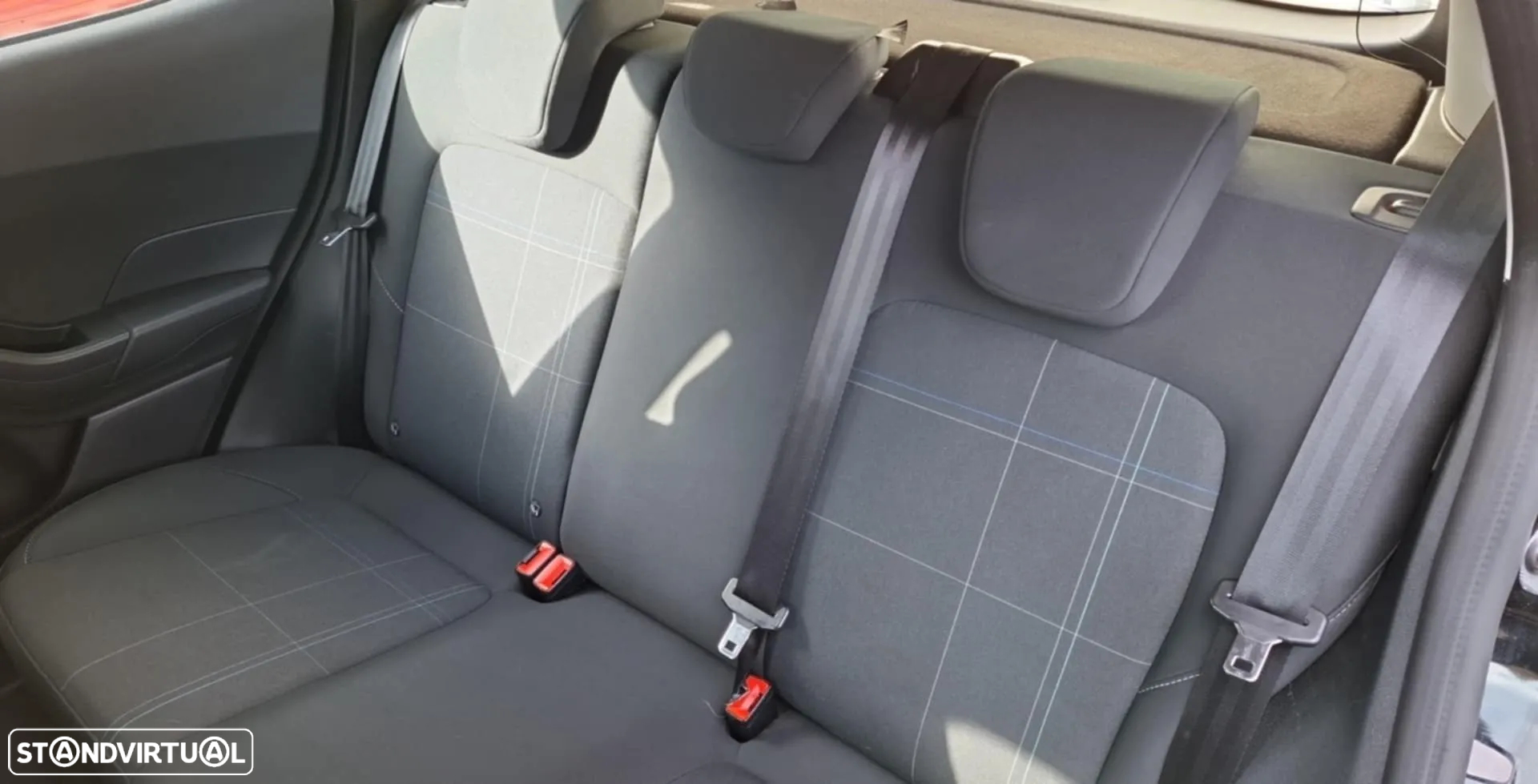 Ford Fiesta 1.5 TDCi Active - 11