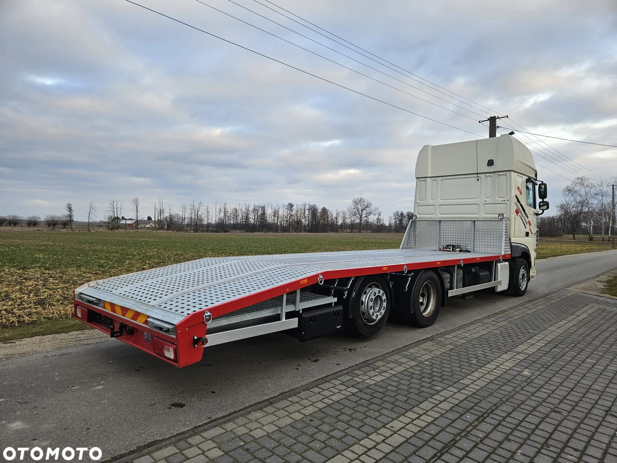 DAF XF / 6x2 / NOWA LAWETA 2025 R / NAJAZDY / WCIĄGARKA / POMOC DROGOWA / EURO 6 - 2
