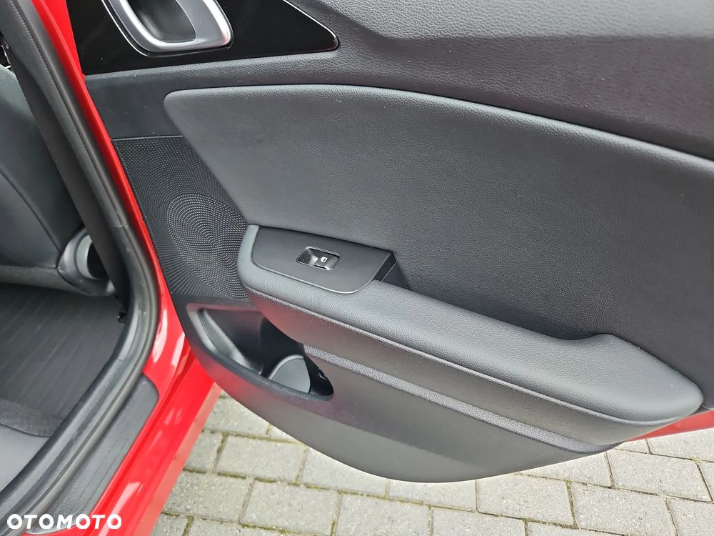 Kia Ceed 1.5 T-GDI Tribute DCT - 26