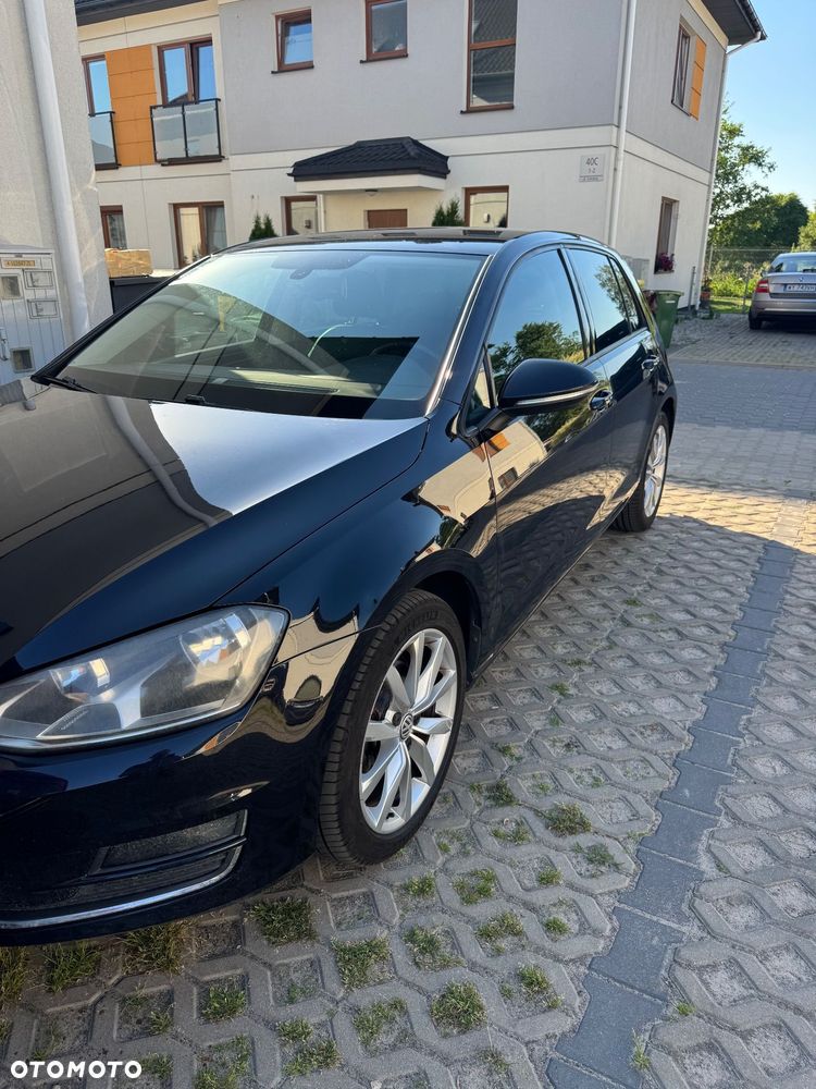 Volkswagen Golf 1.2 TSI Trendline DSG - 4