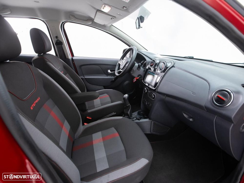Dacia Sandero - 9