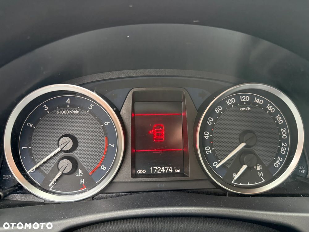 Toyota Auris 1.6 Executive - 12