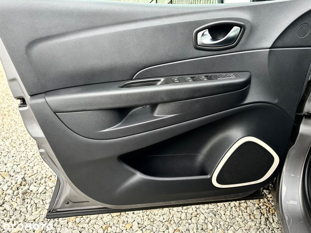 Renault Captur ENERGY dCi 90 EDC Experience - 12