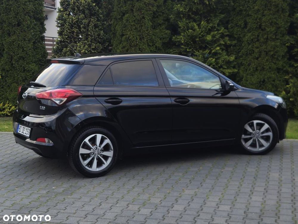 Hyundai i20 1.2 Passion Plus - 28