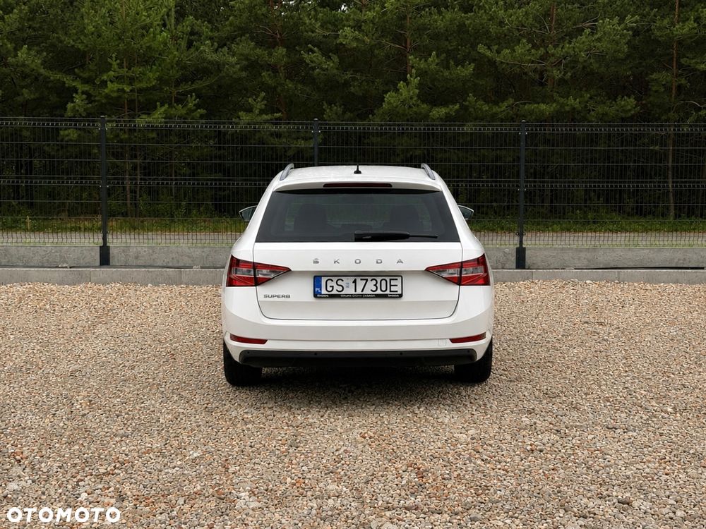 Skoda Superb - 27