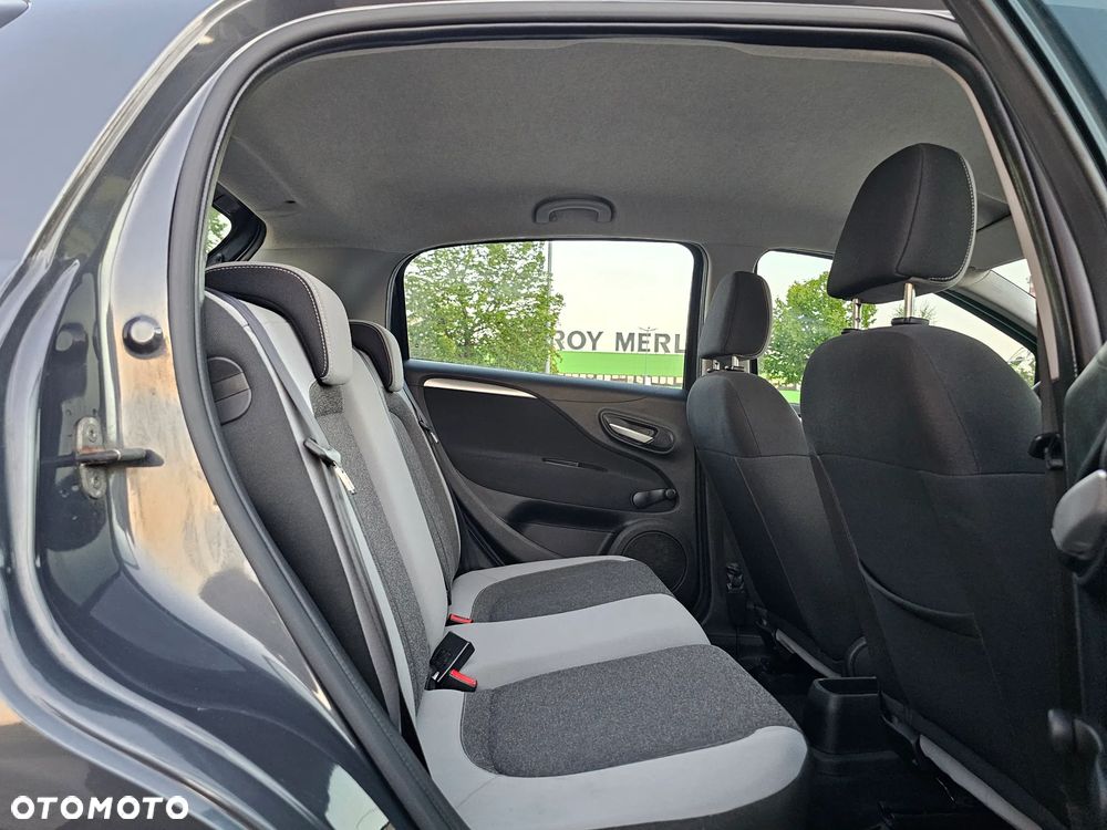Fiat Punto 2012 ver-1-4-easy-s-s - 16