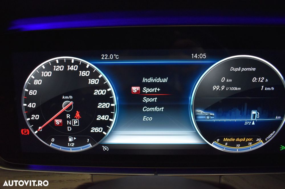 Mercedes-Benz E 200 4Matic 9G-TRONIC AMG Line - 22