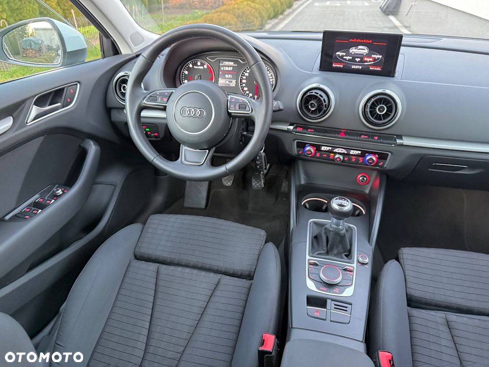 Audi A3 Sportback - 9