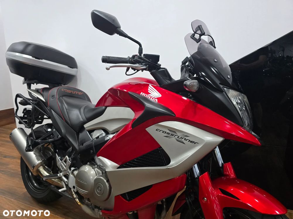 Honda VFR - 2