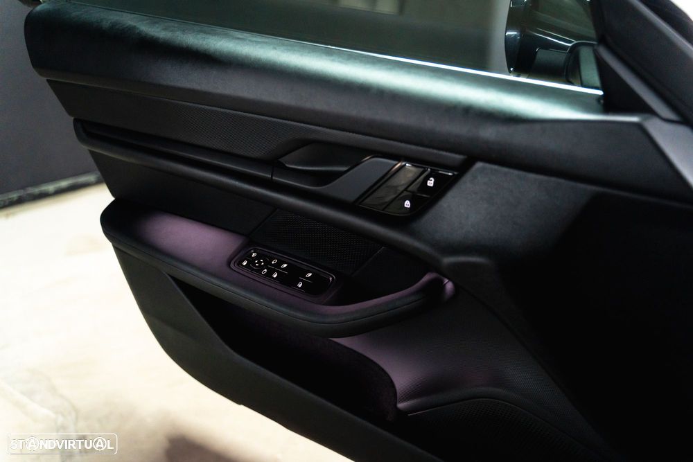 Porsche Taycan 4S - 6