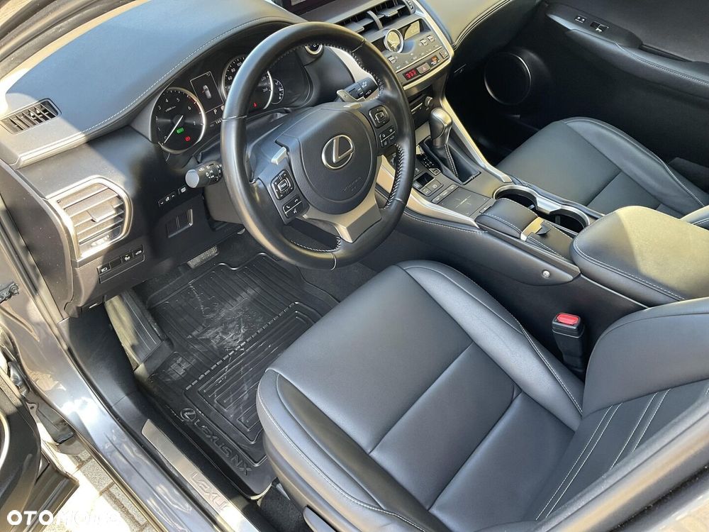 Lexus NX 300h F Impression AWD - 12