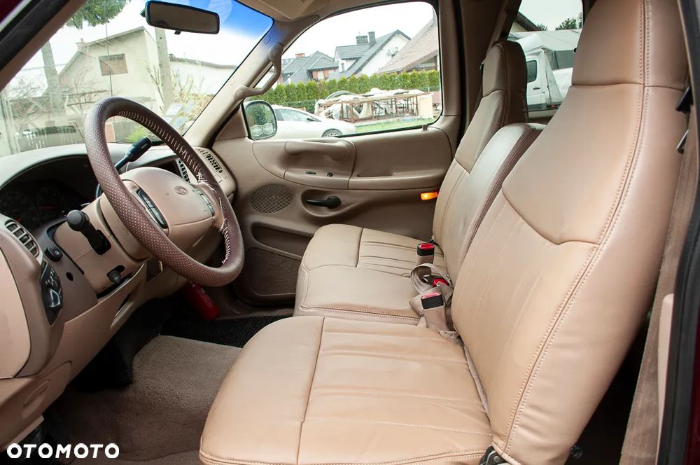 Ford F150 - 24