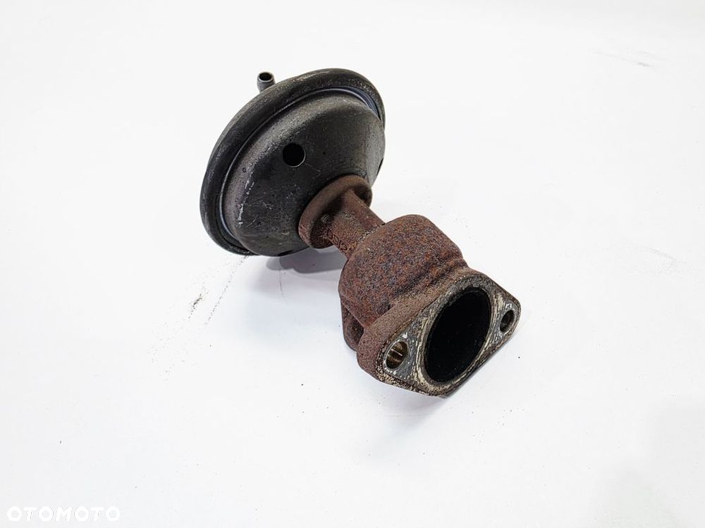 ZAWÓR EGR AUDI A4 B7 A6 C6 2.7 3.0 TDI 70030904 - 4