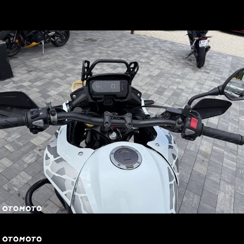 Honda CB - 8
