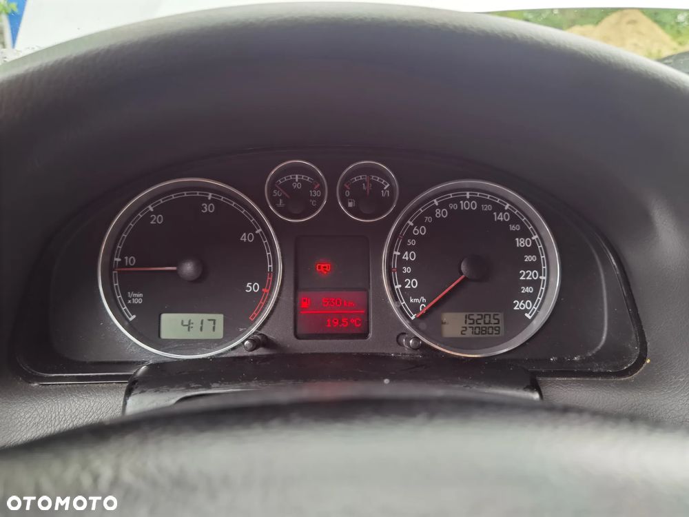 Volkswagen Passat 1.9 TDI Comfortline Family - 7