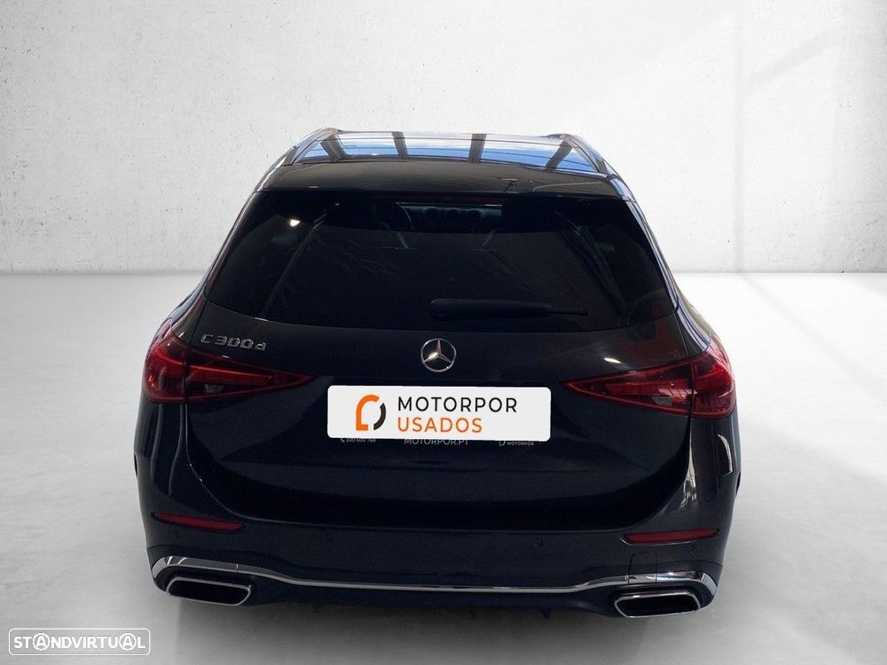 Mercedes-Benz C 300 — fotografia 7