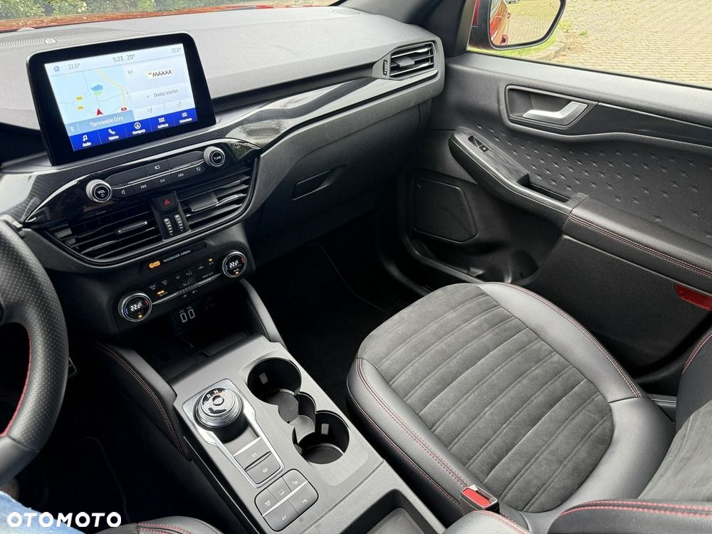 Ford Kuga - 19
