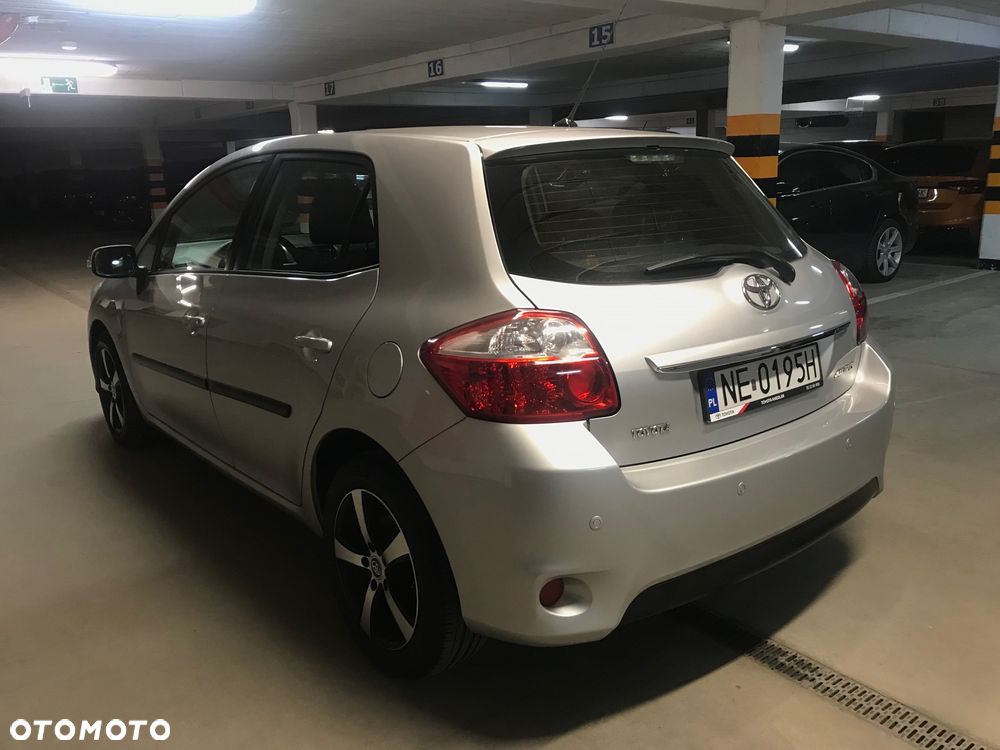 Toyota Auris 1.6 Premium MM - 10