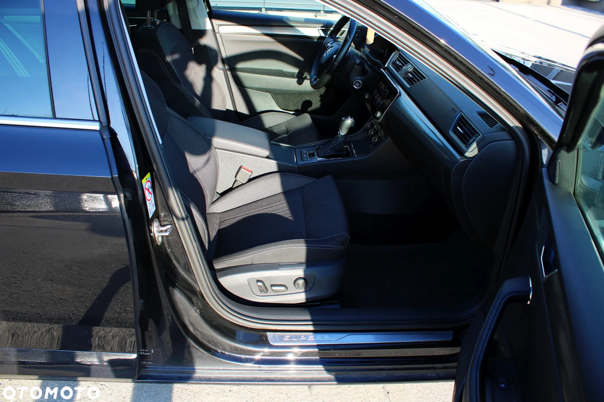 Skoda Superb 2.0 TSI Style DSG - 39