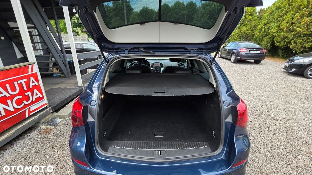 Opel Astra 1.4 T Cosmo - 10