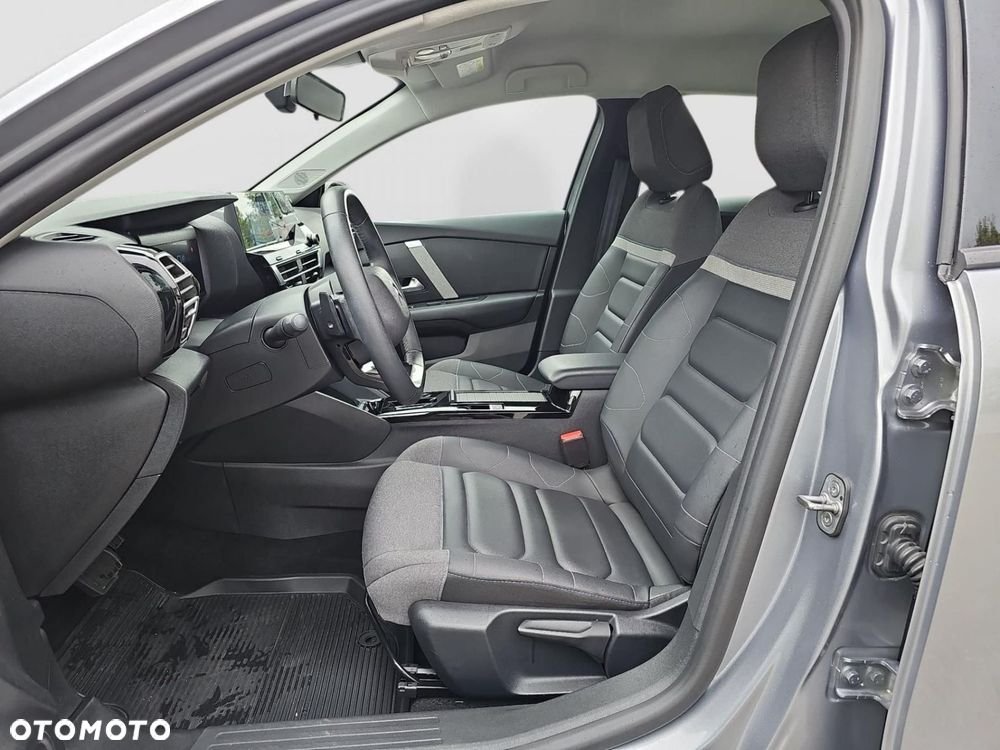 Citroën C4 1.2 PureTech Plus S&S EAT8 - 20