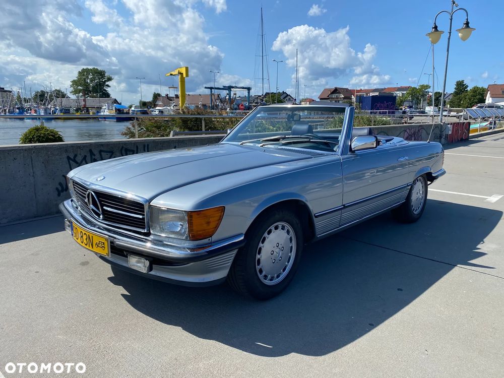 Mercedes-Benz SL - 1