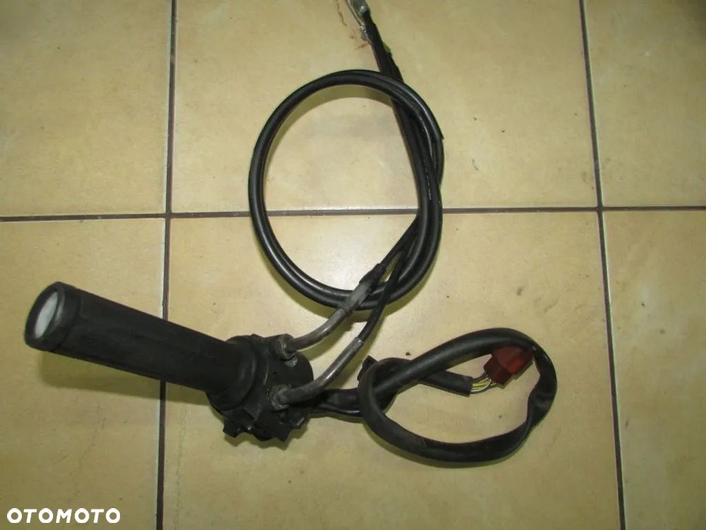 Honda Hornet 600 PC 34 przełącznik prawy linki - 2