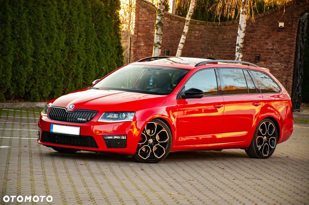 Skoda Octavia 2.0 TDI SCR RS DSG - 5