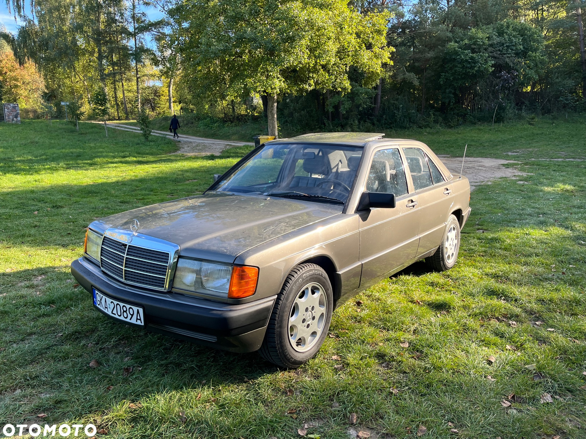 Mercedes-Benz W201 (190) - 3