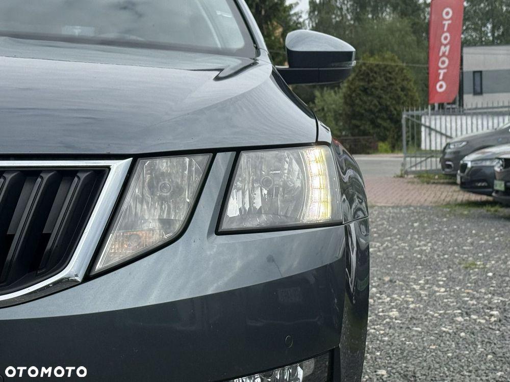 Skoda Octavia 1.6 TDI SCR Ambition - 5