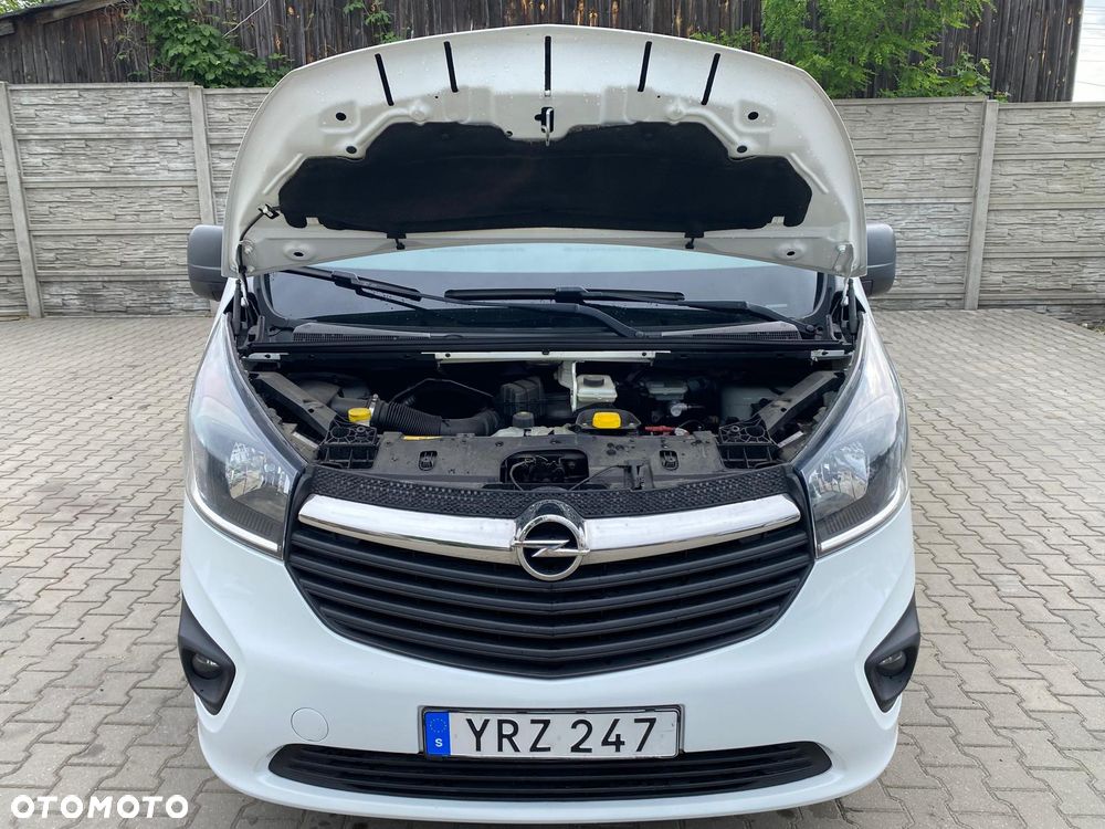 Opel VIVARO - 32