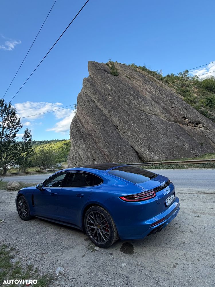 Porsche Panamera Turbo - 9
