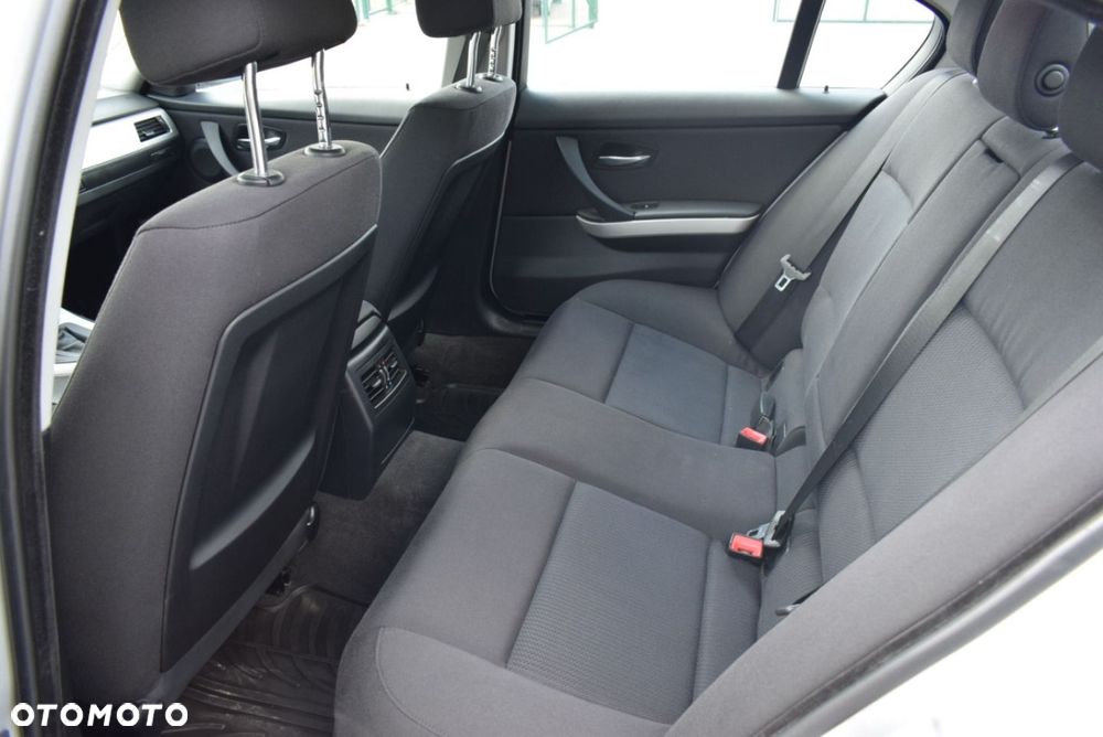 BMW Seria 3 - 20