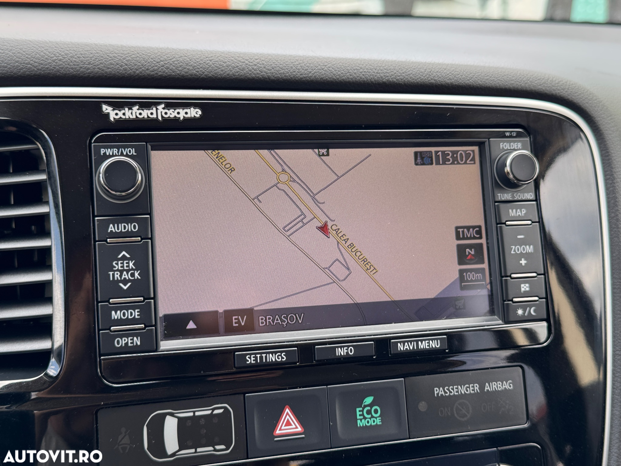 Mitsubishi Outlander 2.0 4WD Plug-In Hybrid - 27