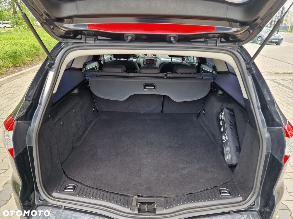 Ford Mondeo 2.0 Viva Titanium - 12