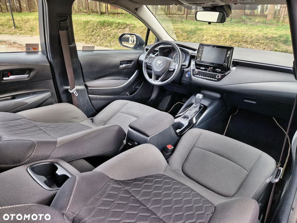 Toyota Corolla 1.8 Hybrid Comfort - 20