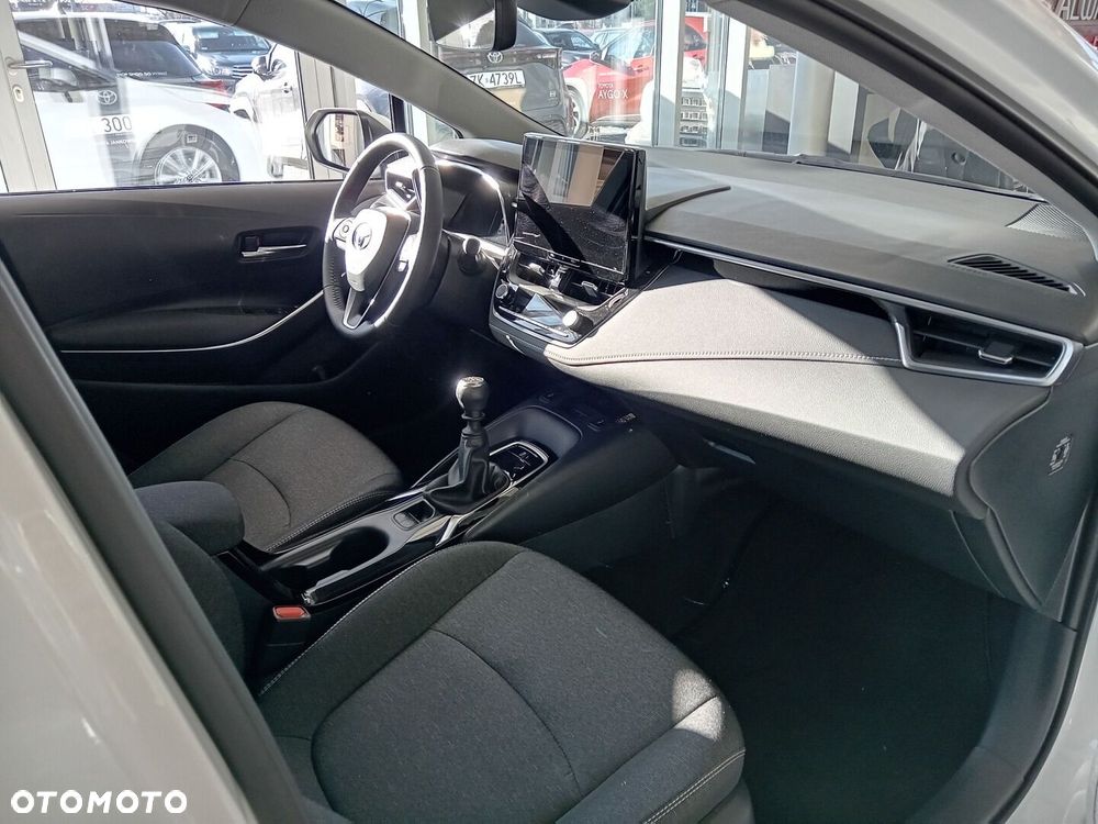Toyota Corolla - 6