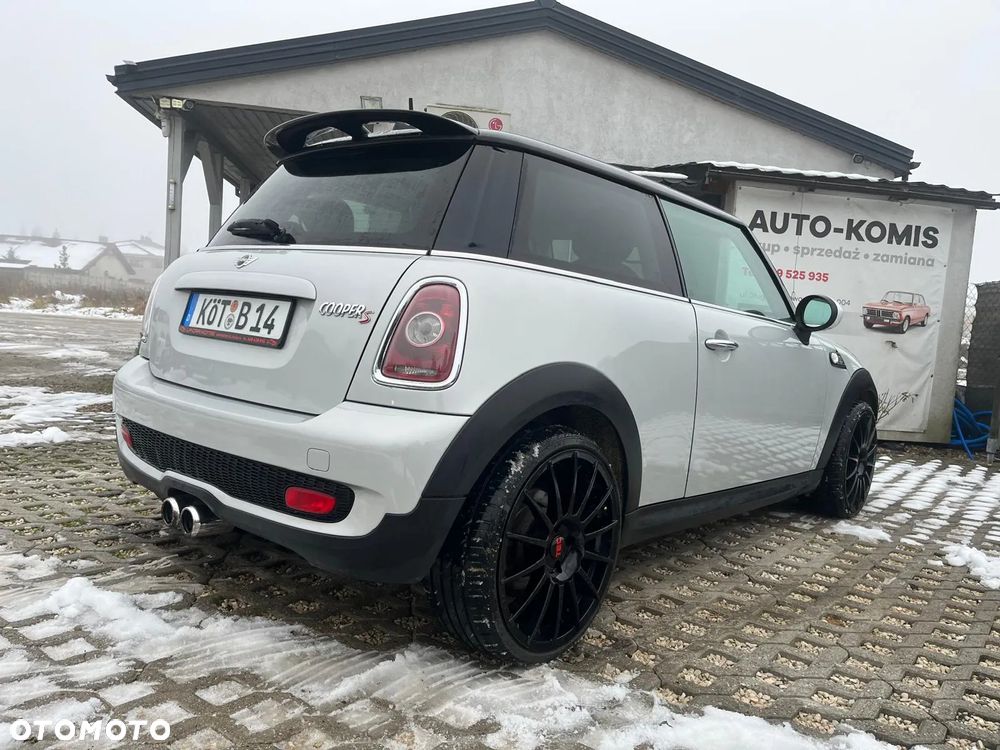 MINI Cooper S - 3