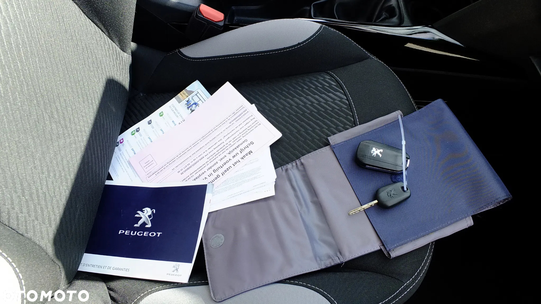 Peugeot 2008 1.6 BlueHDi Active - 27