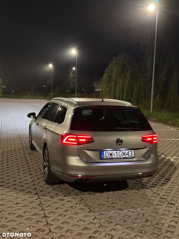 Volkswagen Passat - 17