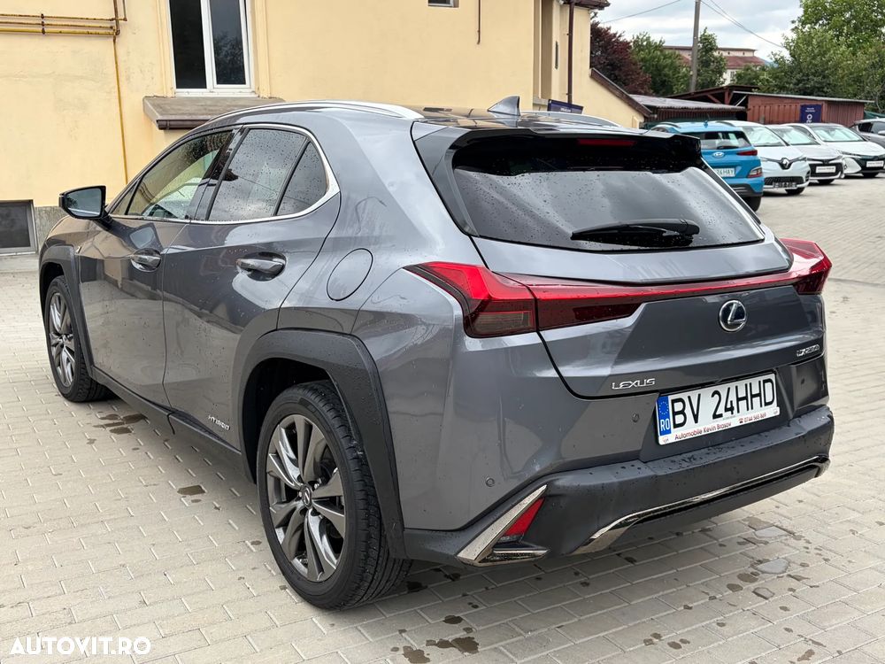 Lexus UX 250h (E-FOUR) F SPORT - 3