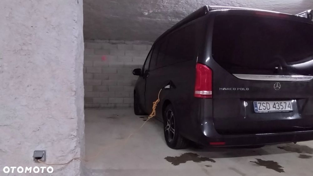 Mercedes-Benz Klasa V 220 d kompakt 4Matic 9G-TRONIC Edition 2020 - 24