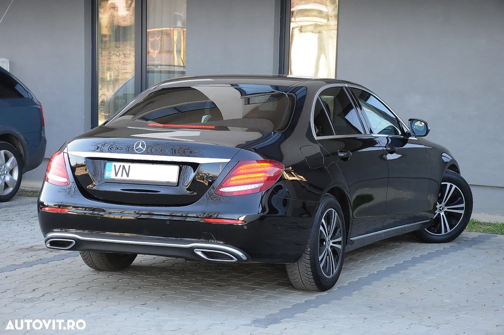 Mercedes-Benz E 220 d 9G-TRONIC - 29