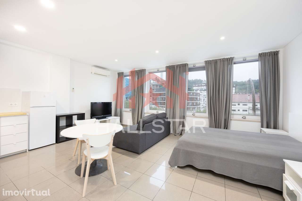 Apartamento T0 / Mobilado e Equipado / Leiria - Grande imagem: 2/24