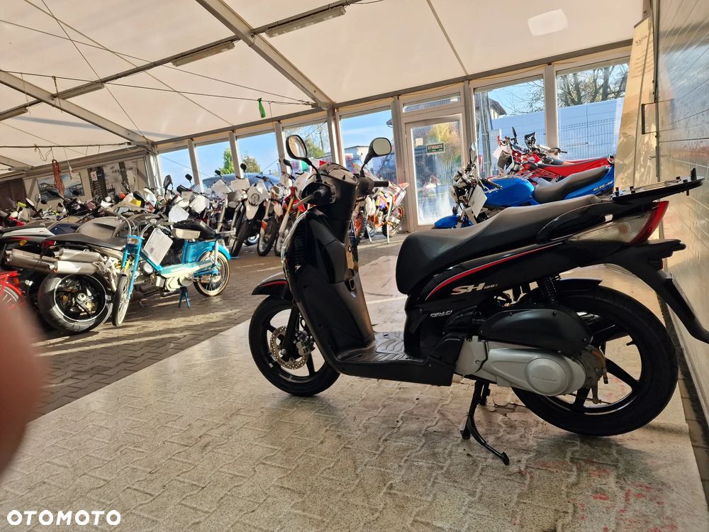 Honda SH - 18