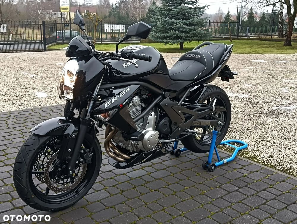 Kawasaki ER - 4