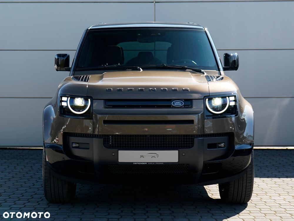 Land Rover Defender 110 D350 X-Dynamic SE - 2