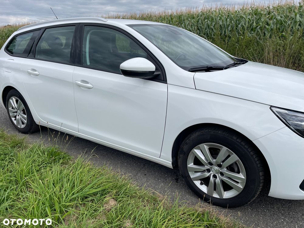 Peugeot 308 SW 1.5 BlueHDi Allure Pack S&S EAT8 - 4