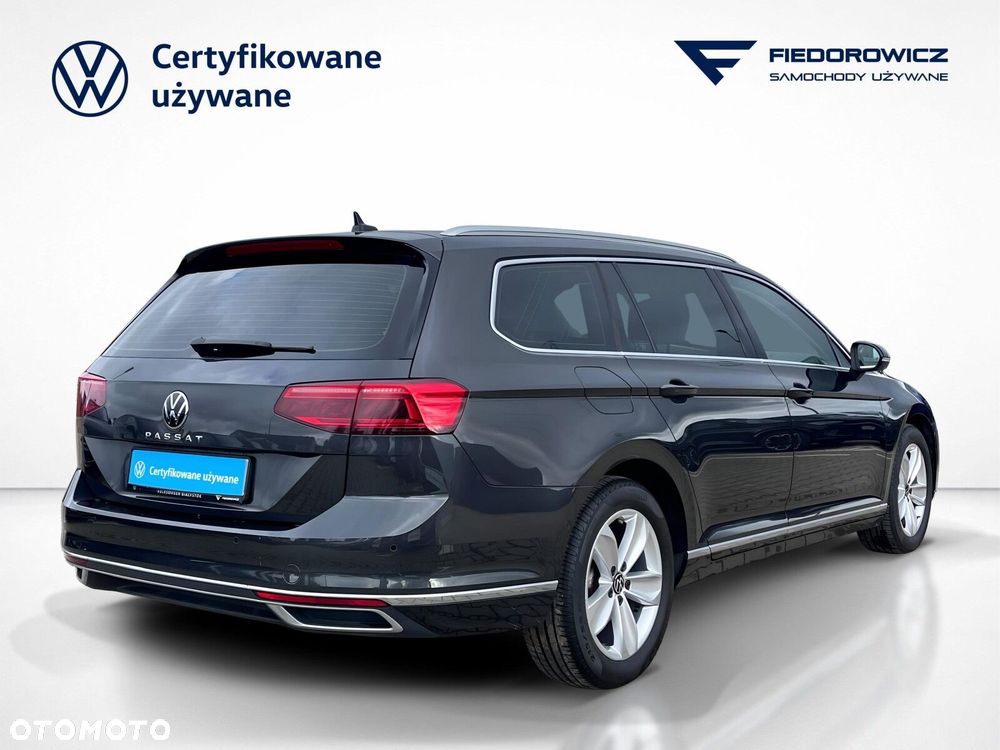 Volkswagen Passat Variant 2.0 TDI Elegance DSG - 6