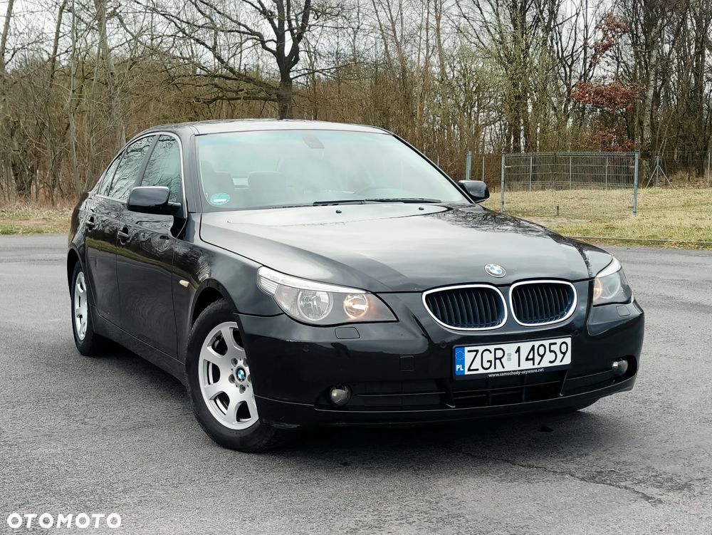 BMW Seria 5 520i - 2